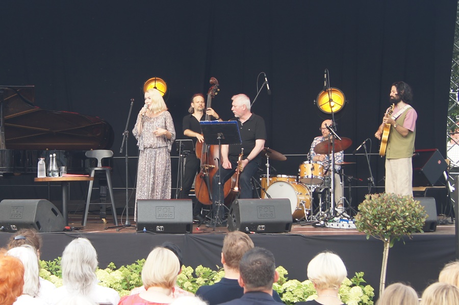 Jazz i blues pod wieżą