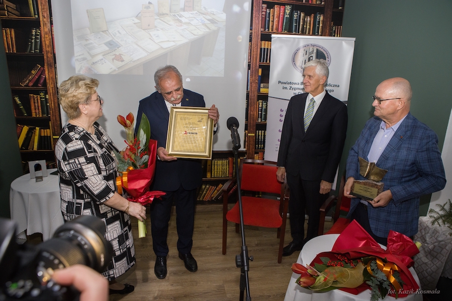 Amicus Bibliotheca dla Cedrob S.A.