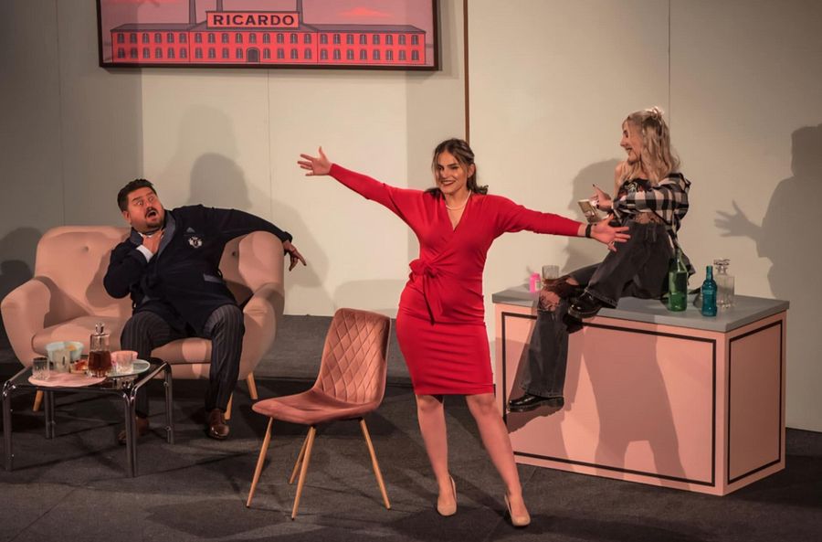 Małżeńska wojna w Glinojecku. Komedia „Teraz albo nigdy” na deskach MGOK-u