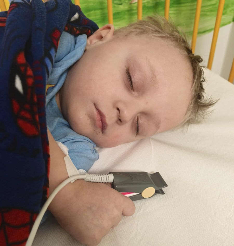 Mały Antoś potrzebuje pomocy! Choroba znów zaatakowała!