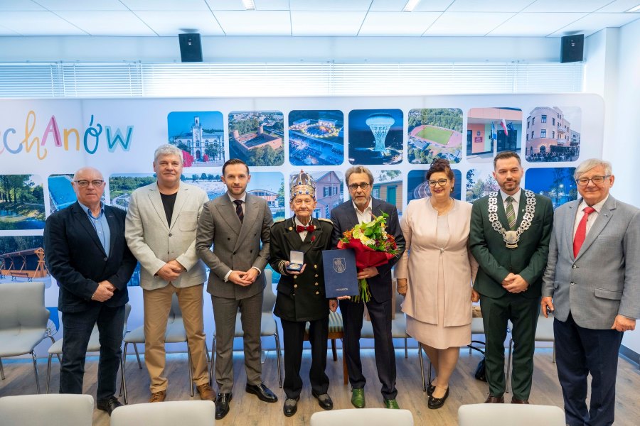 Jan Podgórski uhonorowany medalem „Za Zasługi dla Ciechanowa”