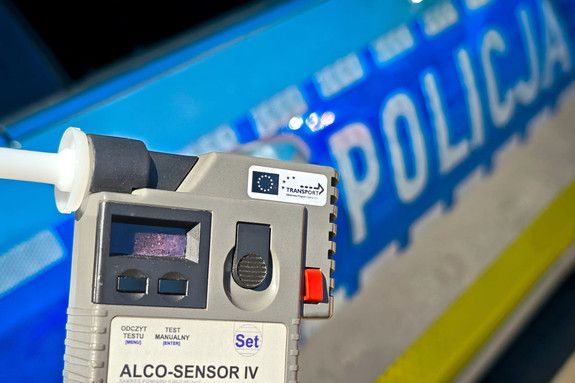 4 zakazy i ponad promil alkoholu. 20-latek zatrzymany w Ciechanowie