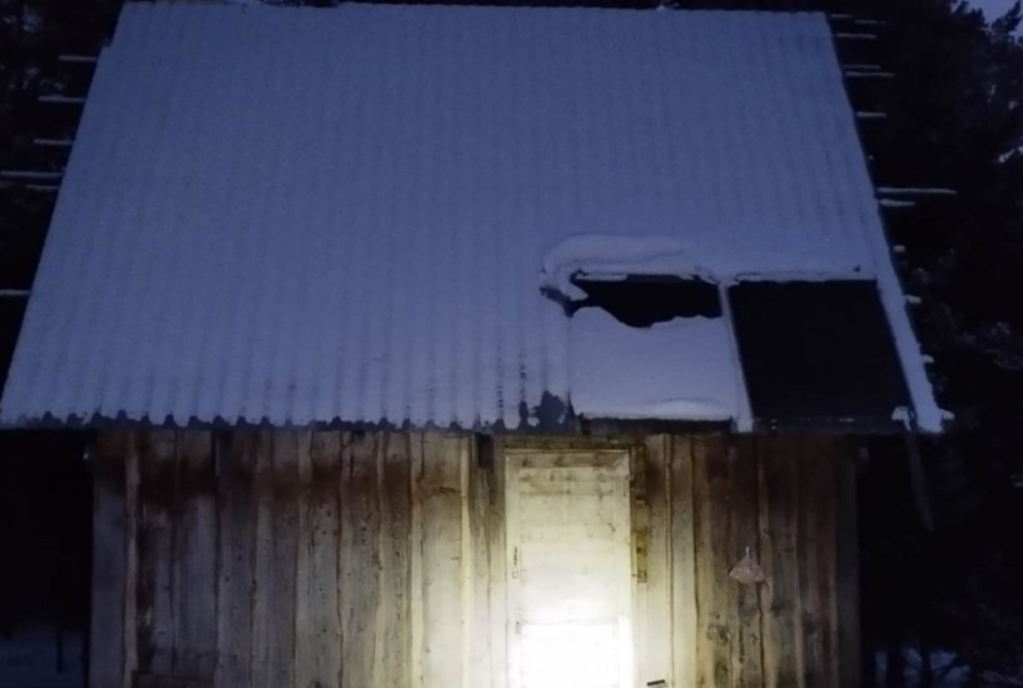 Ukrywał się w leśnej kryjówce pod Ciechanowem. Poszukiwany listem gończym zatrzymany