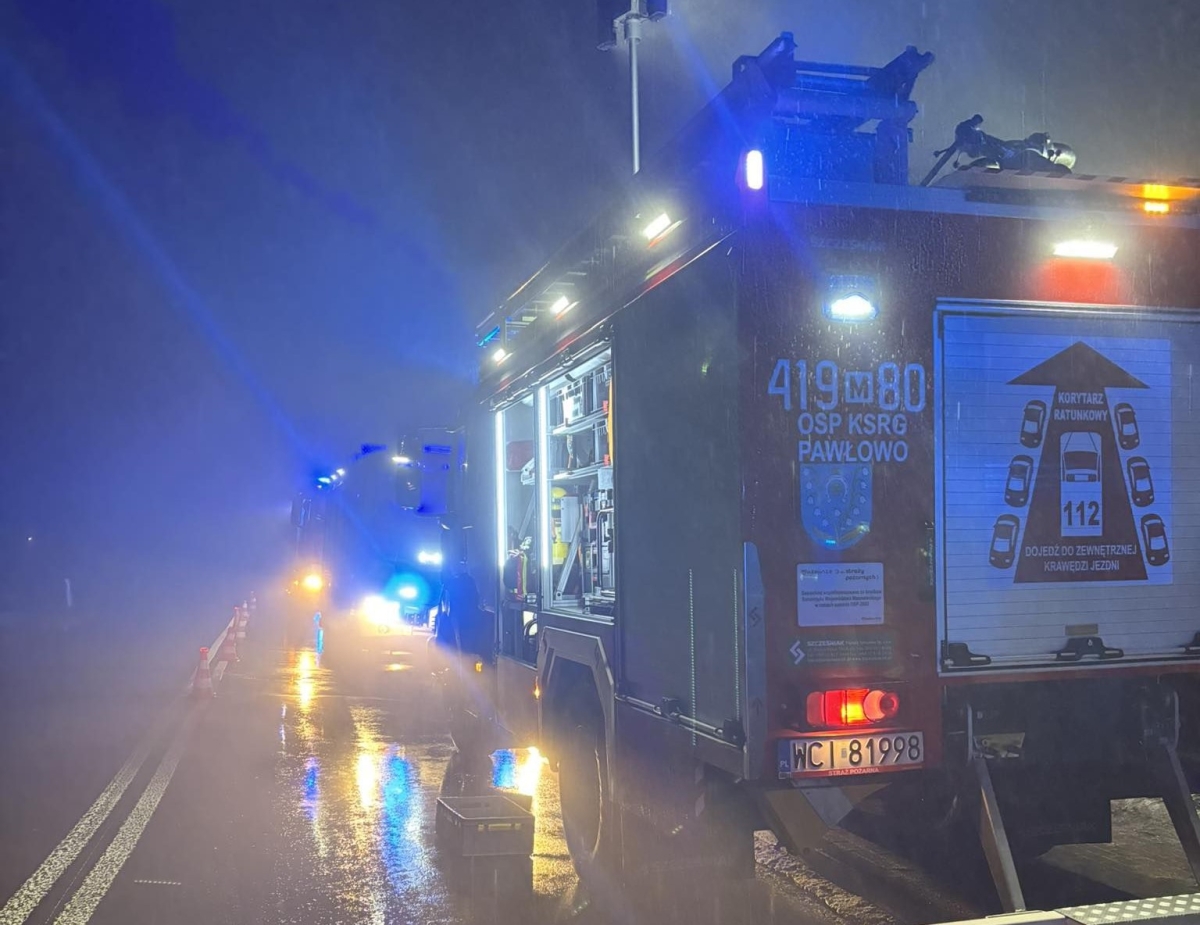 Drugi wypadek na torach kolejowych tego samego dnia. W Pawłowie pociąg uderzył mężczyznę