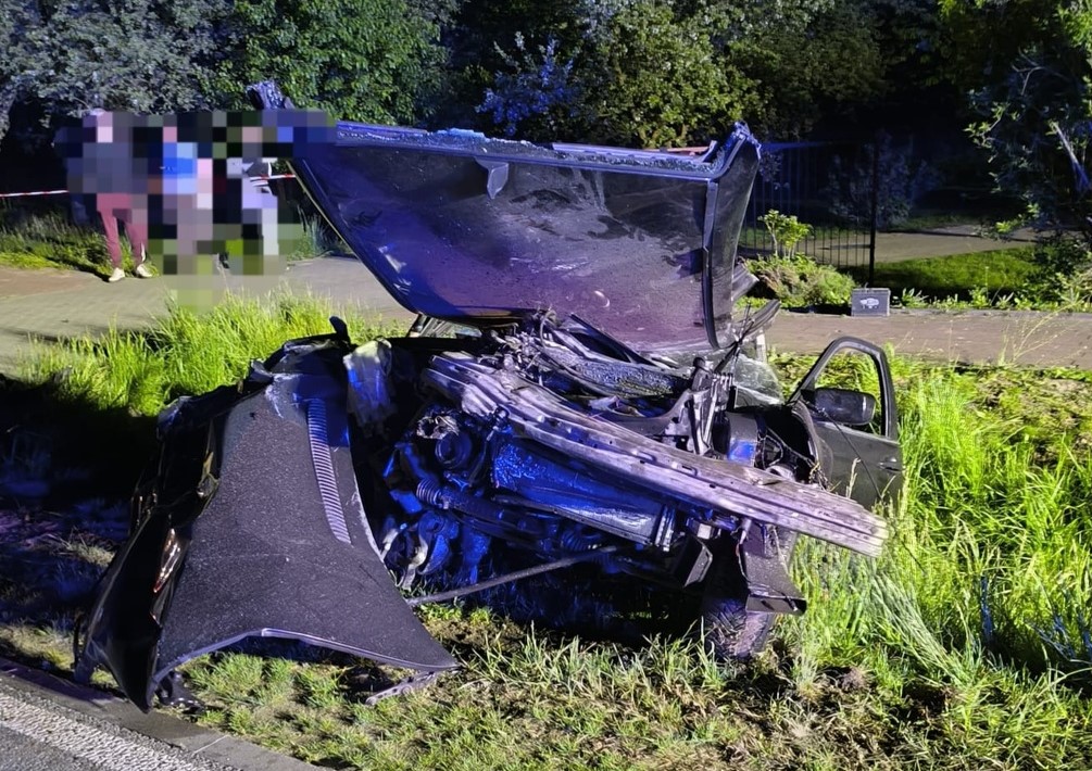 Groźny wypadek pod Gruduskiem. Cztery osoby trafiły do szpitala, 8-latkę zabrał śmigłowiec
