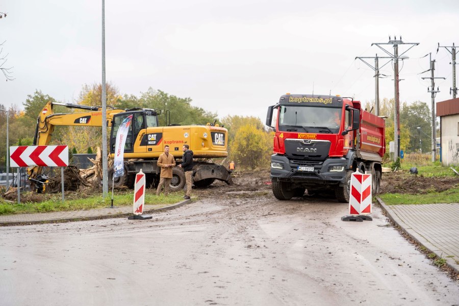 Fabryczną pojadą autobusy komunikacji miejskiej. Ruszyła duża przebudowa