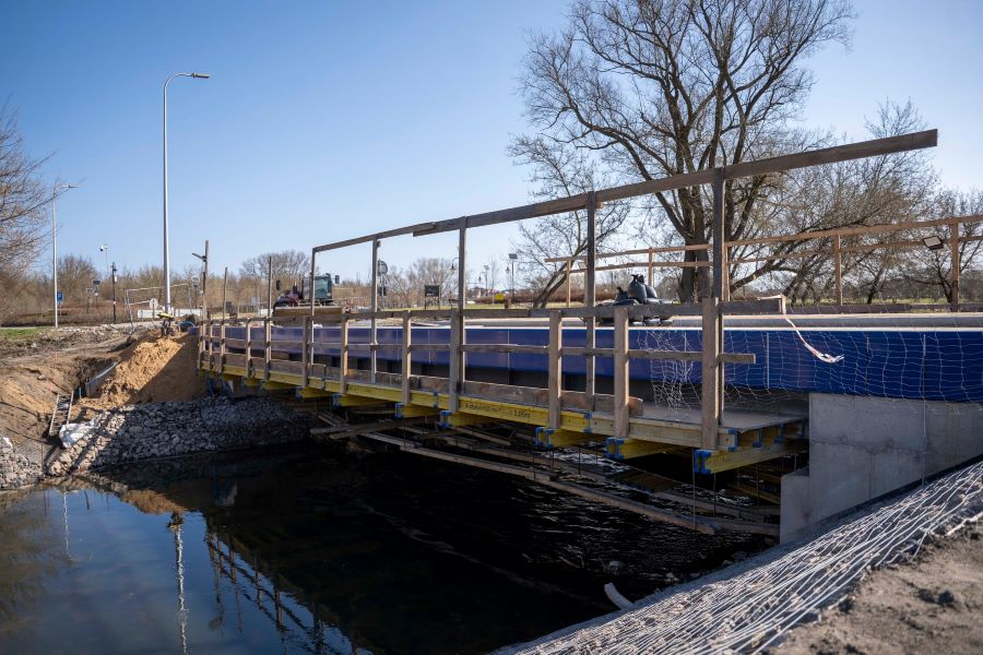 Kiedy otwarcie mostu na Łydyni? Jest wiadomość dla mieszkańców