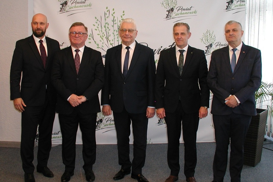 Zarząd powiatu z absolutorium. Radni byli jednogłośni