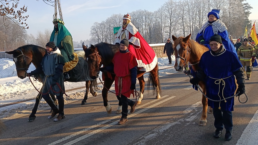 Z Sońska do Gołotczyzny. Orszak Trzech Króli 2026 [ZDJĘCIA]