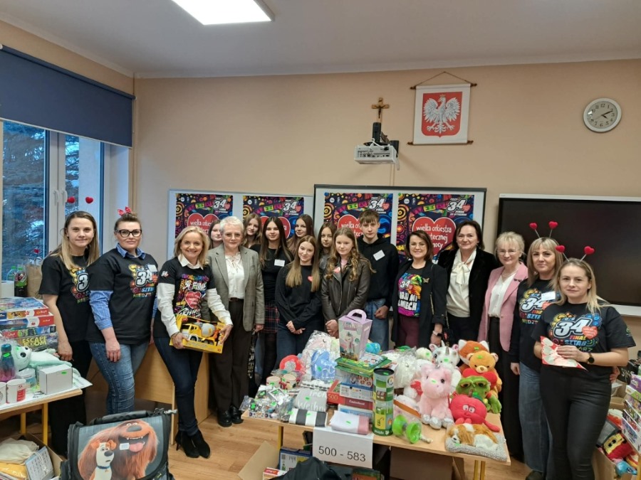 Bogaty Finał w małym Niedzborzu [zdjęcia]