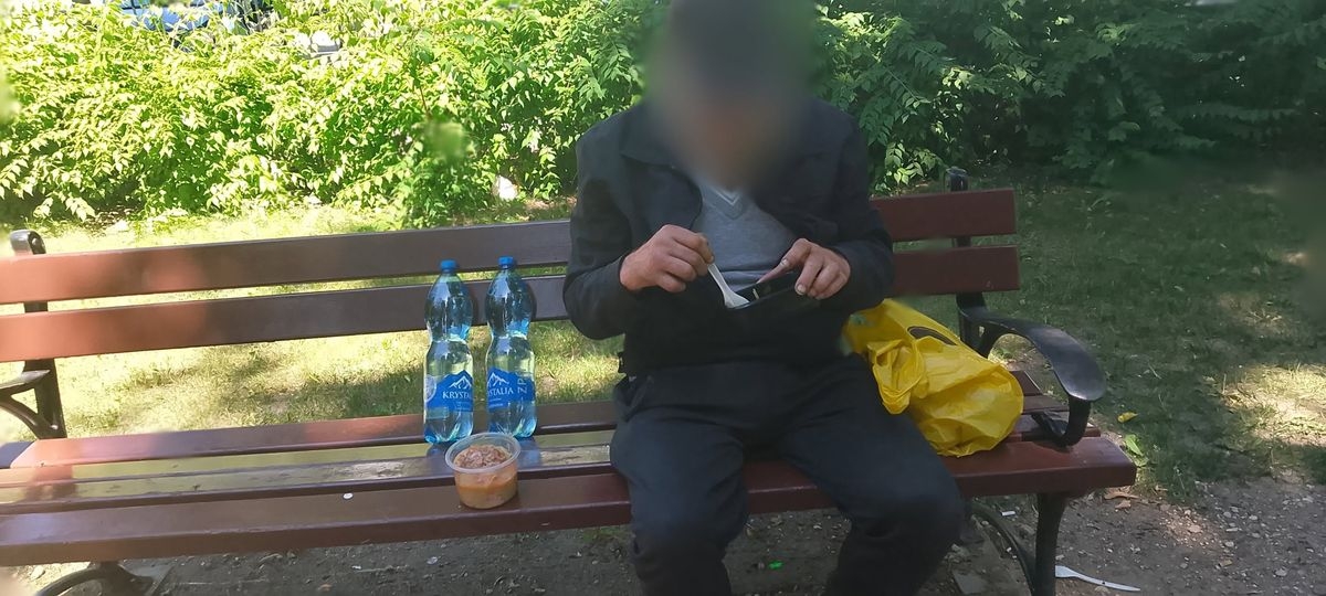 Coraz młodsi trafiają na ulicę. W Mławie wolontariusze pomagają bezdomnym