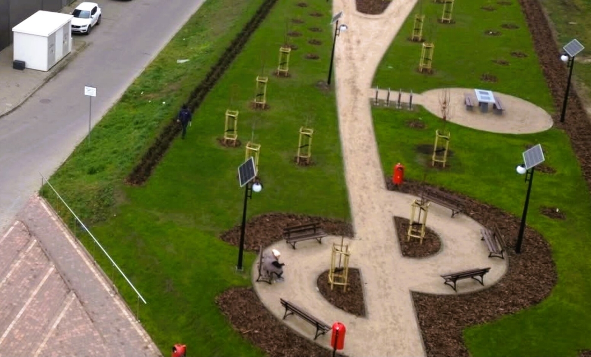 Plac zabaw, siłownia plenerowa i alejki spacerowe – nowa inwestycja w Mławie