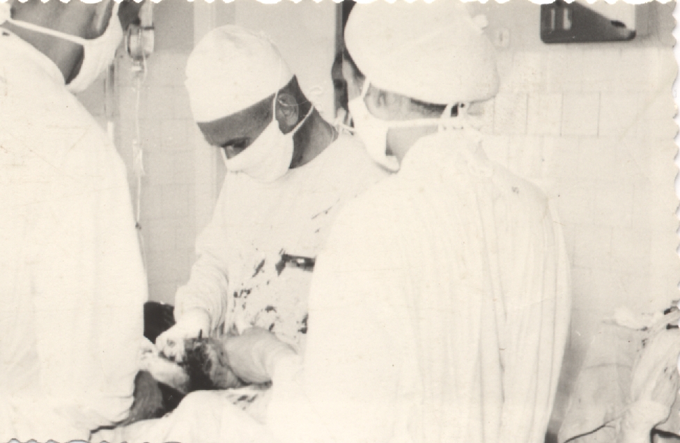 Od sanitariusza do chirurga. Opowieść o Karolu Wilamskim, płońskim chirurgu, który operował nawet w piżamie 