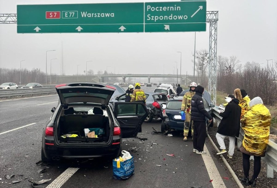 Paraliż na S7. Seria groźnych kolizji w powiecie płońskim