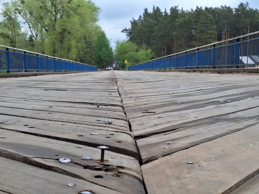 Most w Jońcu będzie remontowany. Władze powiatu przygotowują się do budowy nowego obiektu na Wkrze