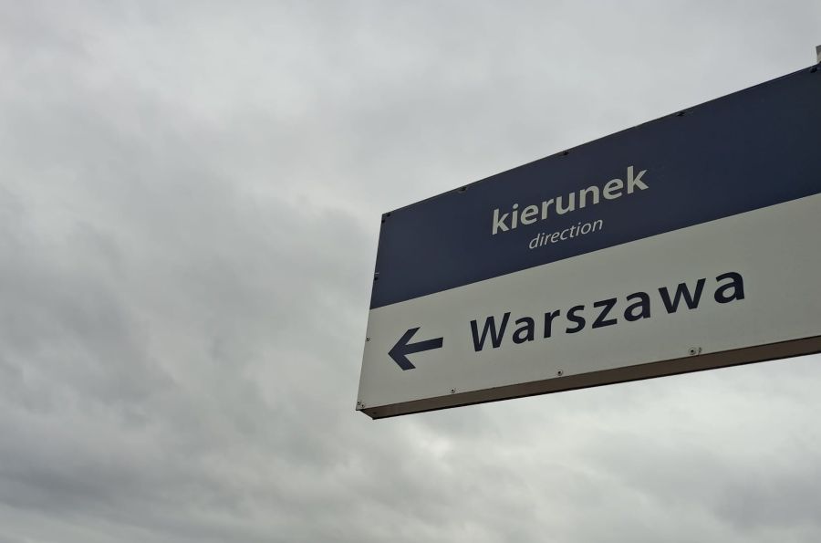 Rada powiatu płońskiego przyjęła kolejowe stanowisko. Wszyscy chcą połączenia przez Płońsk i Raciąż