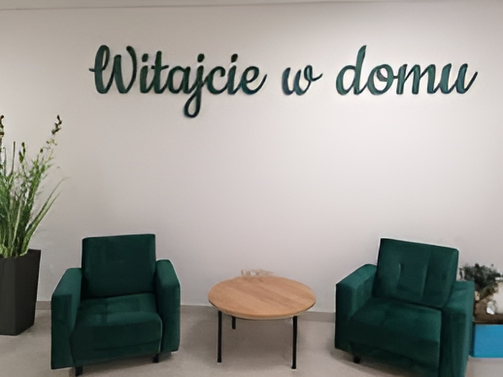 Już sto miejsc