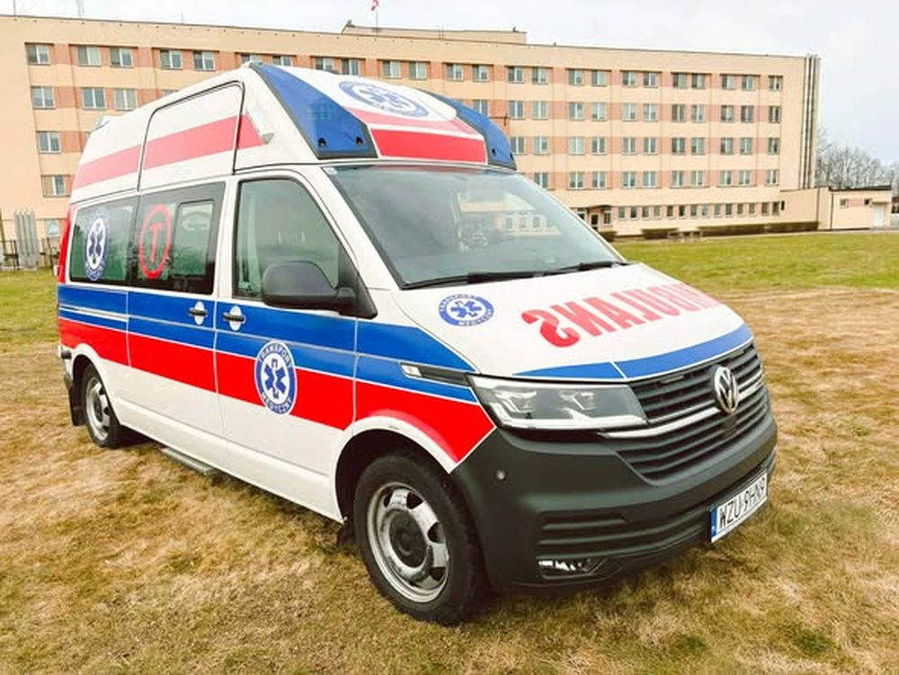 W trosce o pacjentów. Szpital z nową karetką 