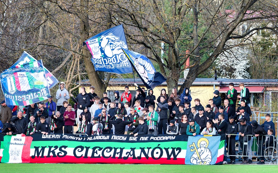 Polonia za mocna. Bolesna porażka MKS Ciechanów [zdjęcia]